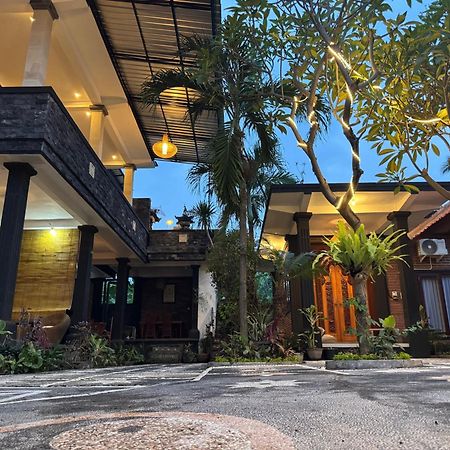 Murni'S House Lovina  Exterior photo
