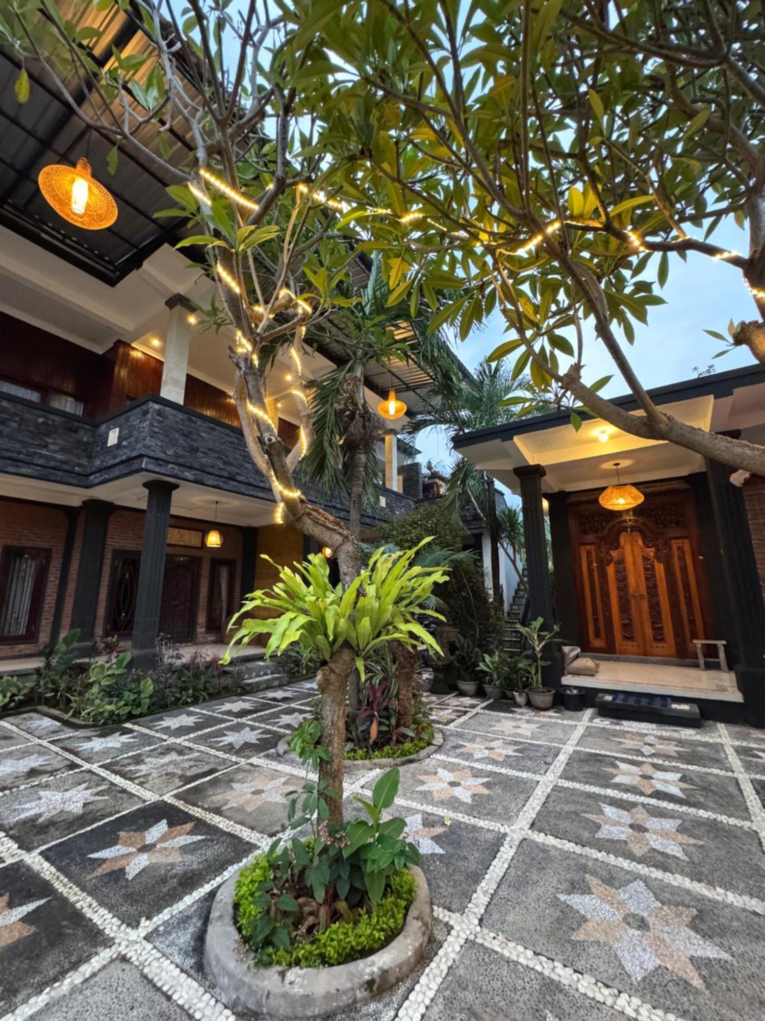 Murni'S House Lovina  Exterior photo