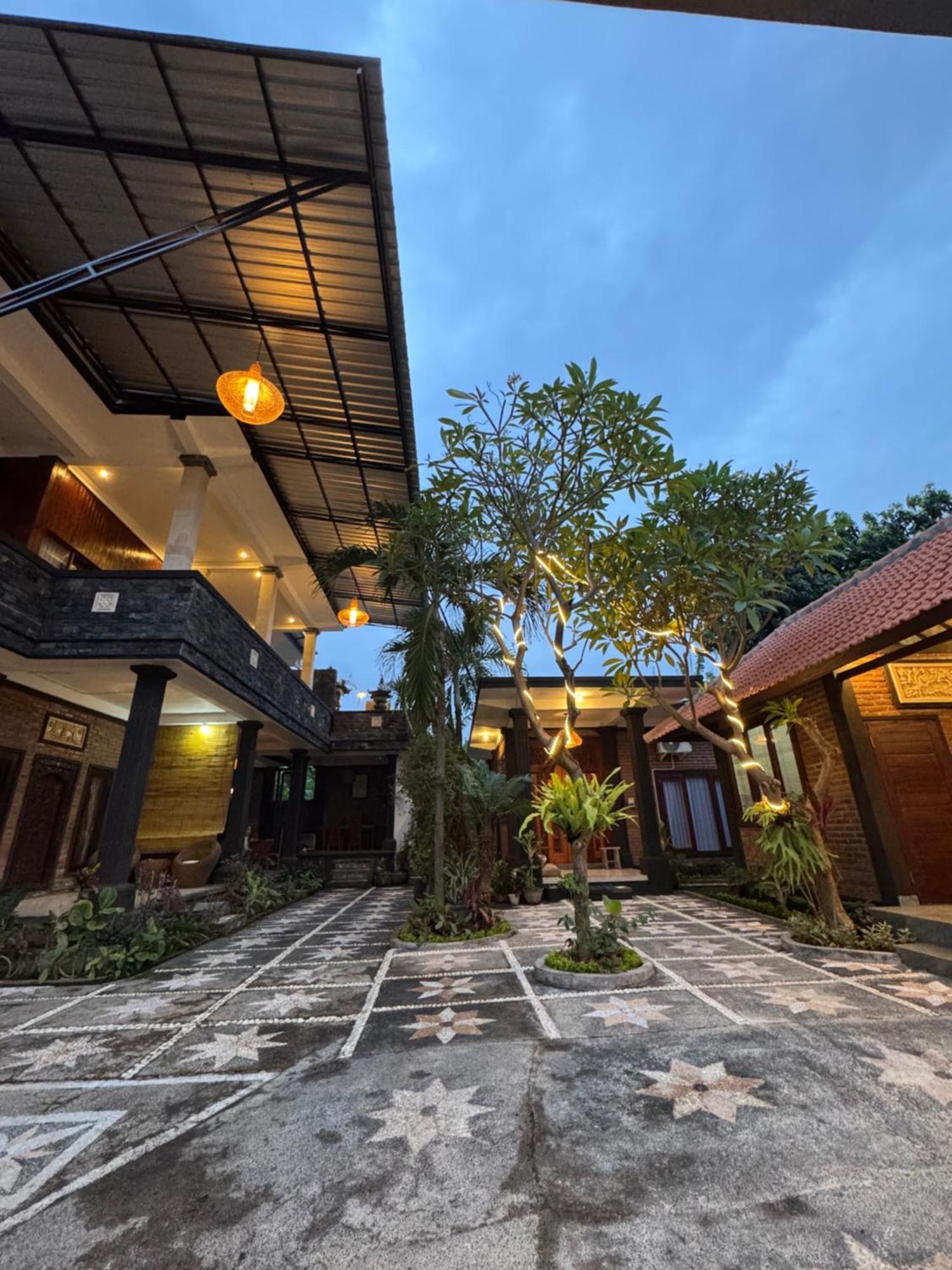 Murni'S House Lovina  Exterior photo
