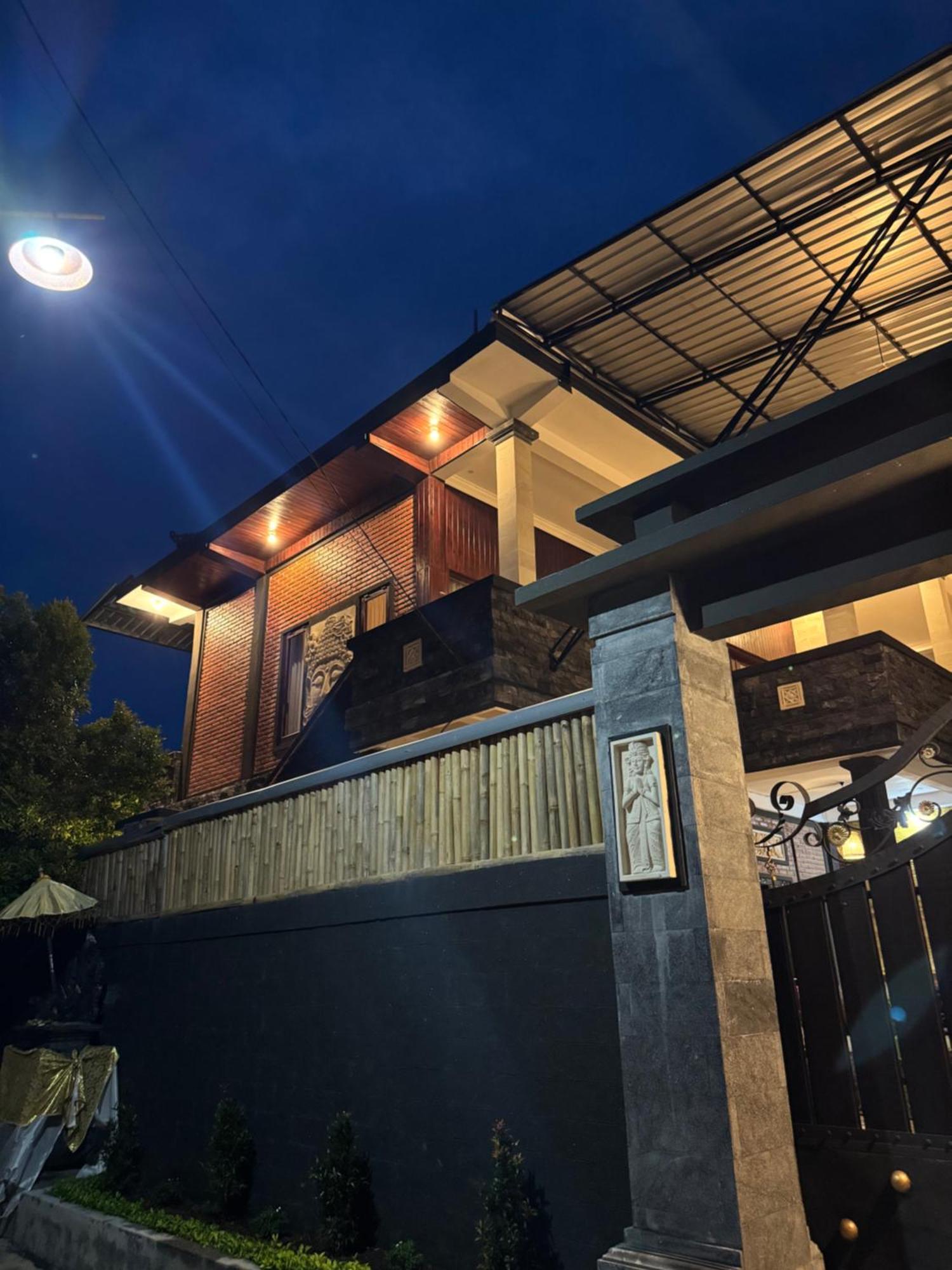 Murni'S House Lovina  Exterior photo