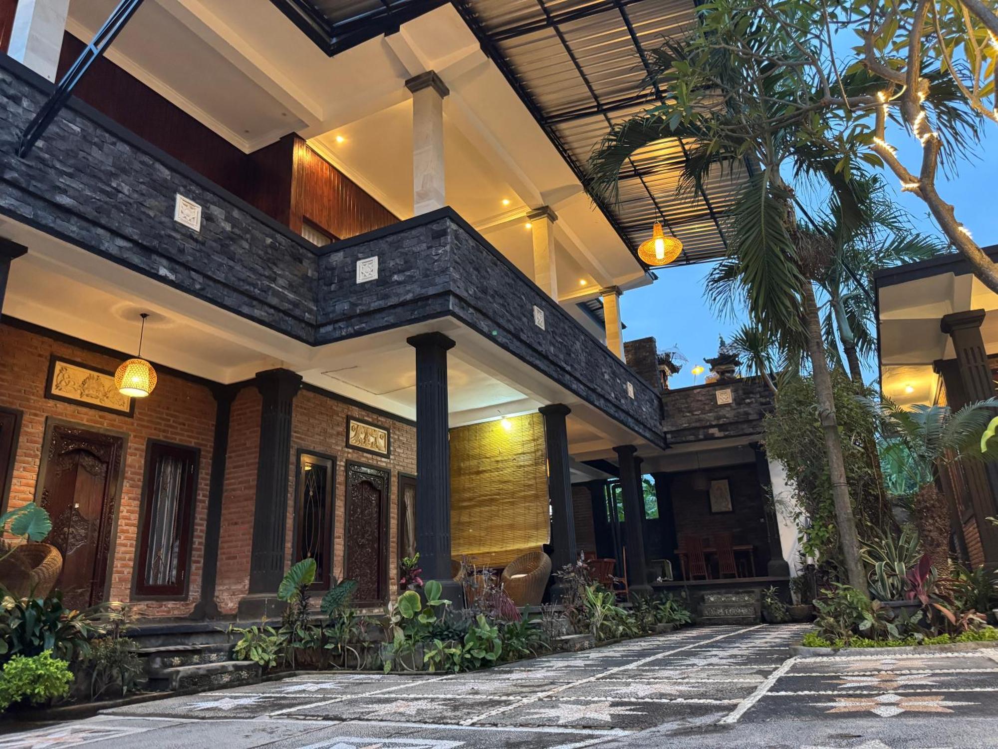 Murni'S House Lovina  Exterior photo