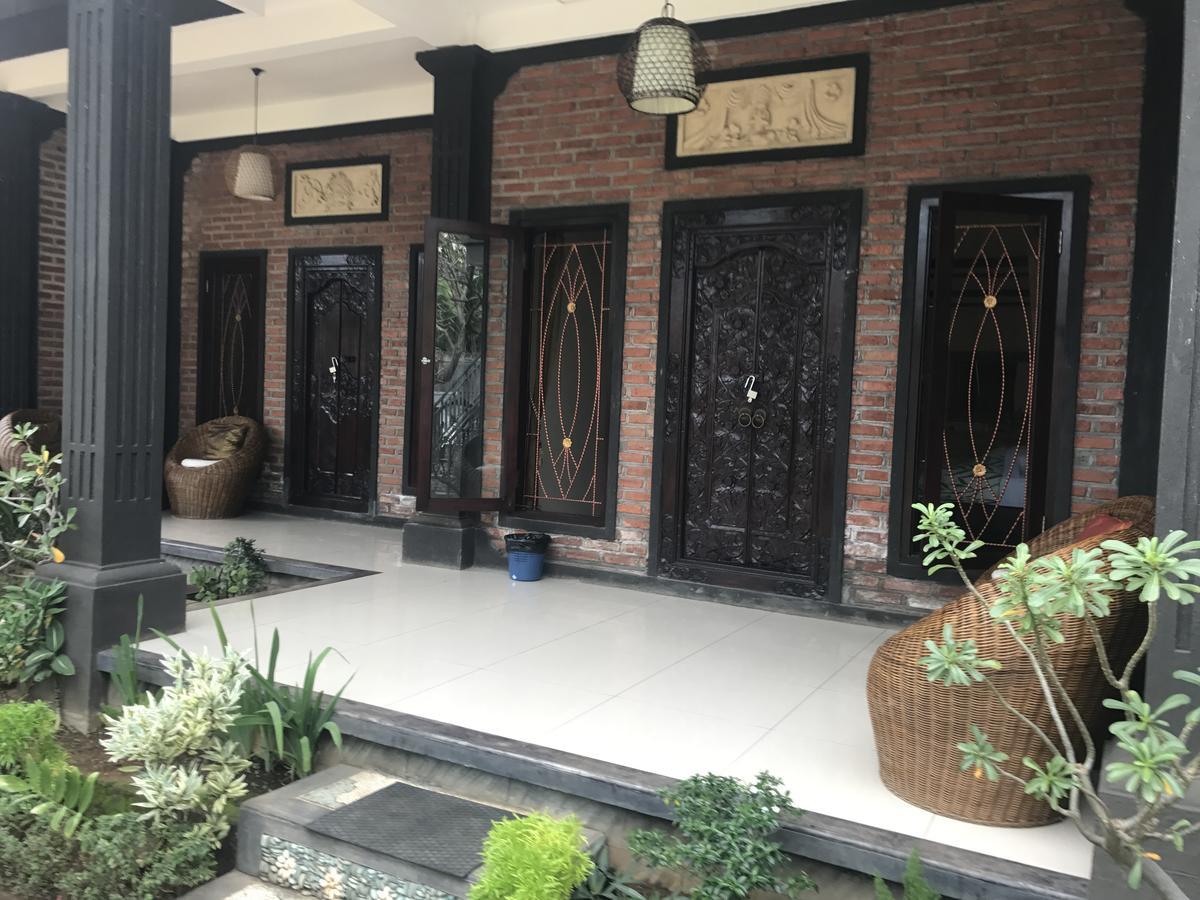 Murni'S House Lovina  Exterior photo